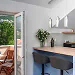 Lägenhet Peaceful 2-bedroom Srebreno Mlini