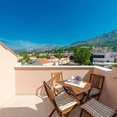 Apartman Peaceful 2-bedroom Srebreno Mlini