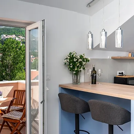 Appartement Peaceful 2-bedroom Srebreno Mlini