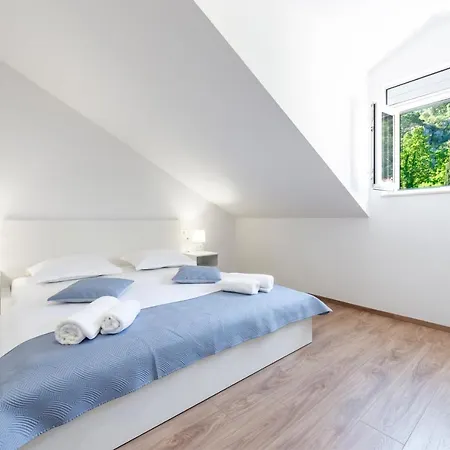 Peaceful 2-bedroom Srebreno Lejlighed Mlini