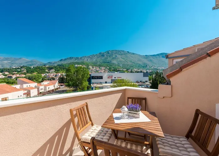 Appartement Peaceful 2-bedroom Srebreno Mlini